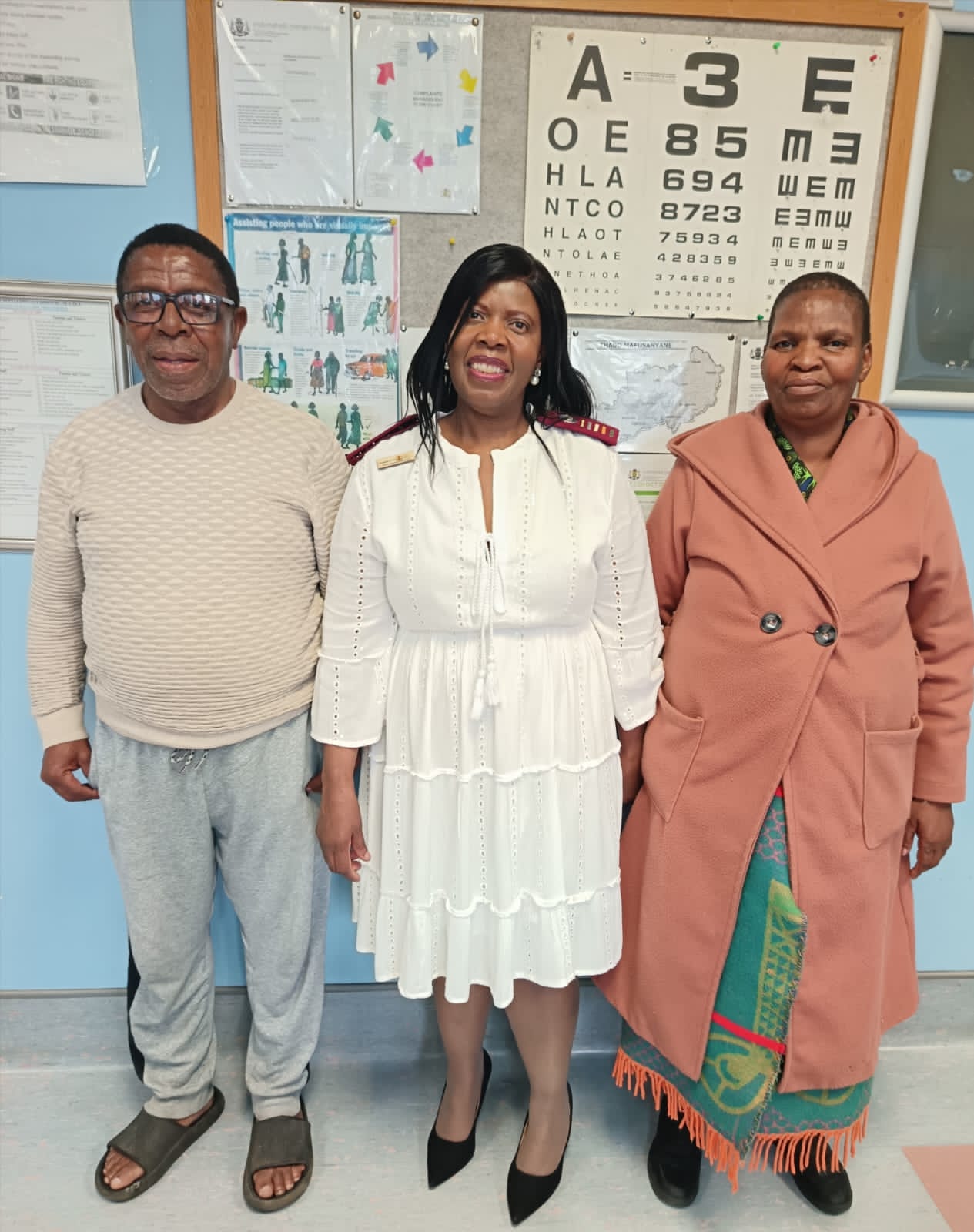From left to right: Harry Masiteng, Martha Mokoena and Maria Mbuli at cataract surgery marathon at Manapo Hospital